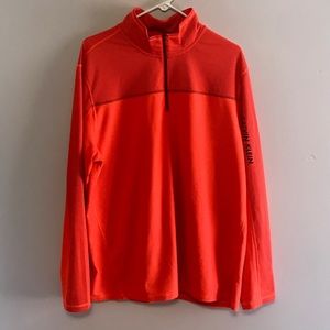 Lightweight windbreaker